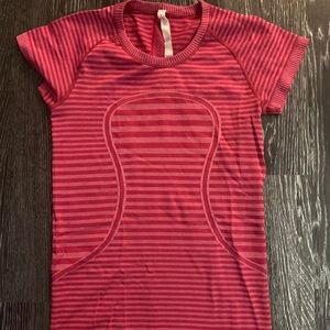 Red lululemon workout top